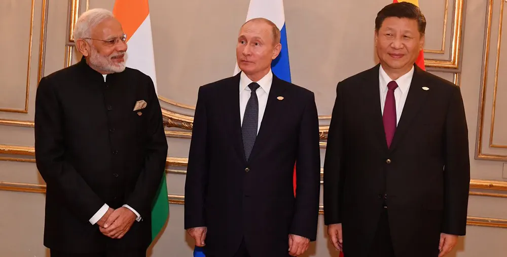 Цели и этапы политического оформления Россия—Индия—Китай