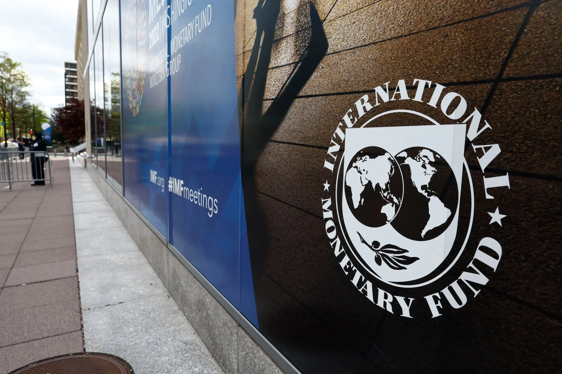 МВФ повышает прогноз мирового роста на 2024 год до 3,1%