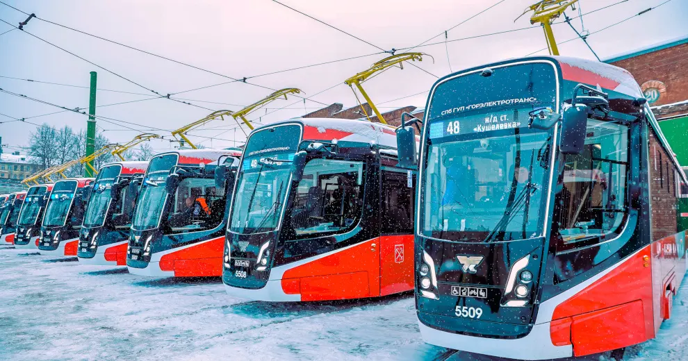 В Санкт Петербурге закуплено около 900 единиц общественного транспорта