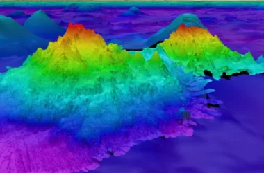 В Тихом океане обнаружены подводные горы высотой 2680 метров
