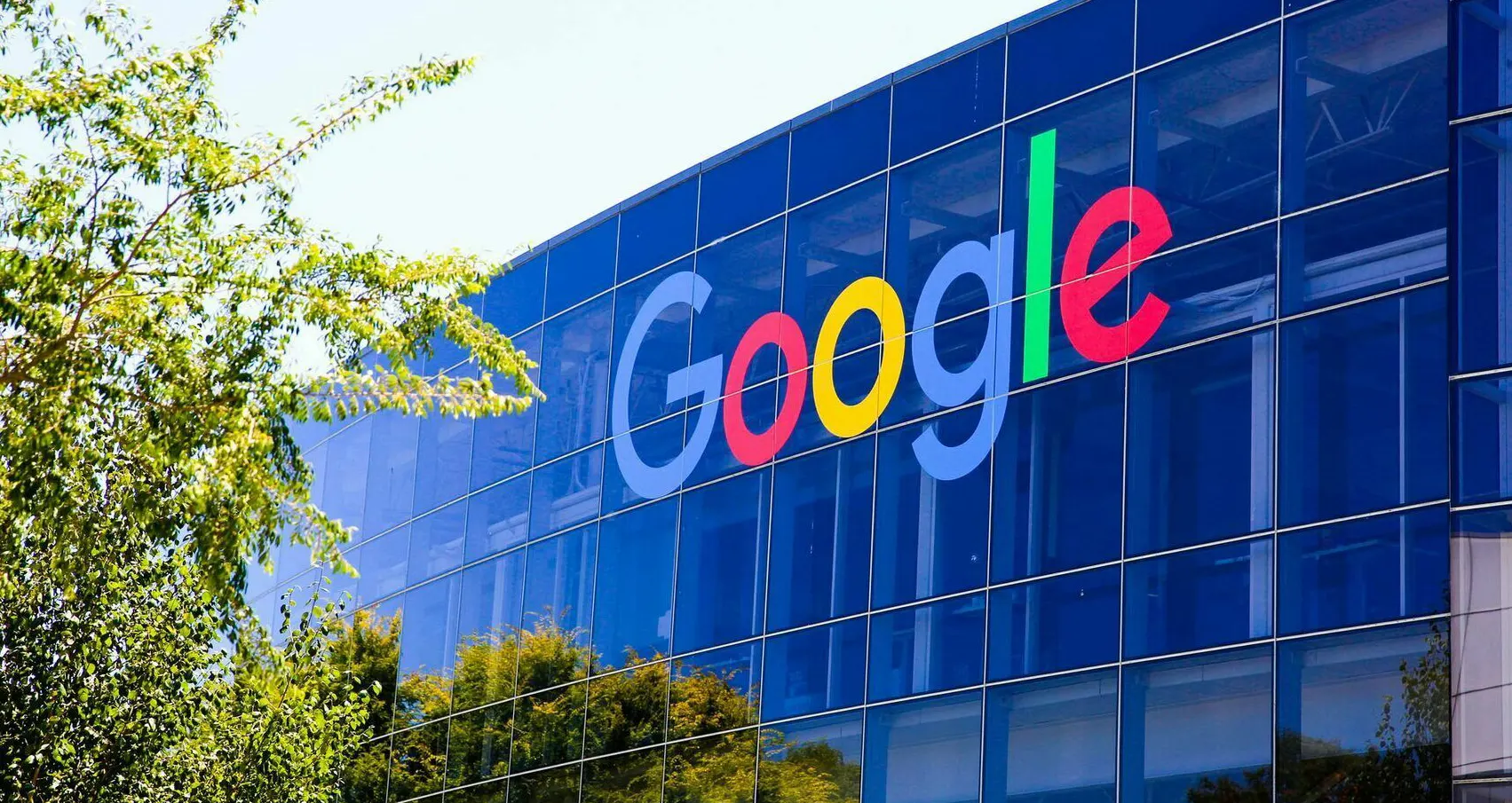 Мосгорсуд признал законным наложение штрафа на компанию Google