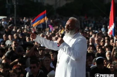 Началось, в Армении акции протеста с требованием отставки Пашиняна