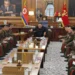 Ким Чен Ын отметил командиров за участие в боях в Курской области